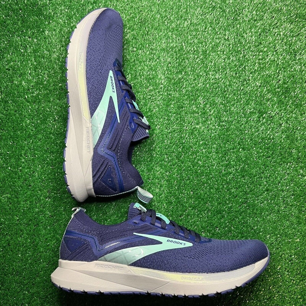 Brooks Ricochet 3 Women’s Size 9.5 Running Shoes ‘peacoat, ribbon, blue tint’